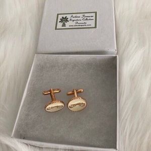 BRAND NEW AUTHENTIC BERMUDA MAP CUFFLINKS